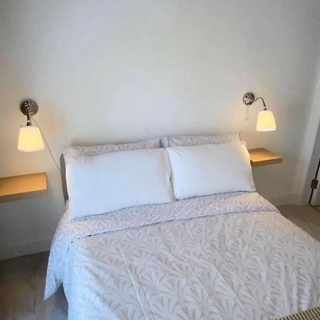Room 3 Camp Street B&B Оугтерард Екстериор снимка