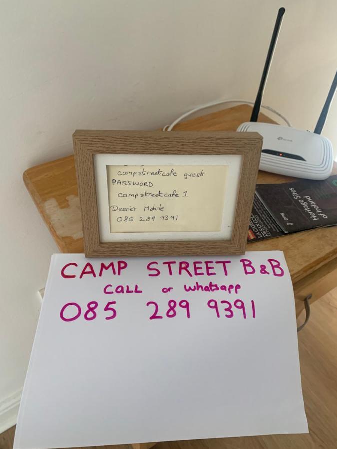 Room 3 Camp Street B&B Оугтерард Екстериор снимка