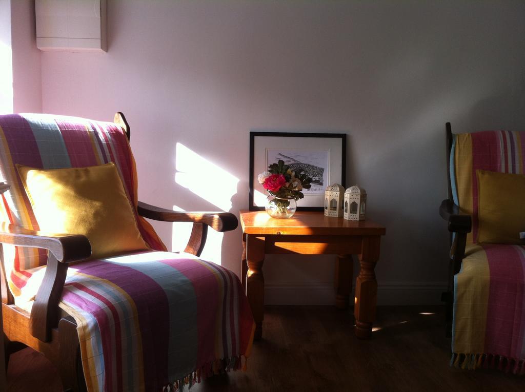 Room 3 Camp Street B&B Оугтерард Екстериор снимка